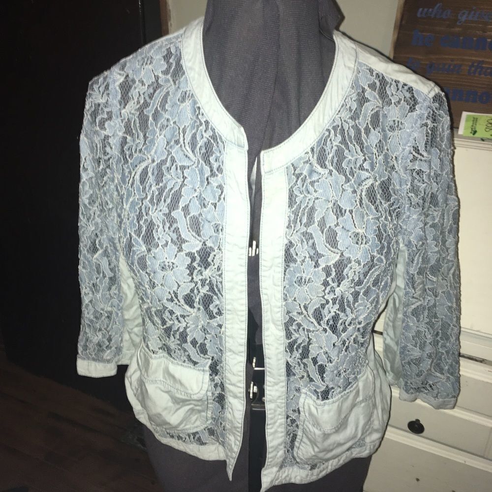 Chicos 1 Lace chambray light blue jacket